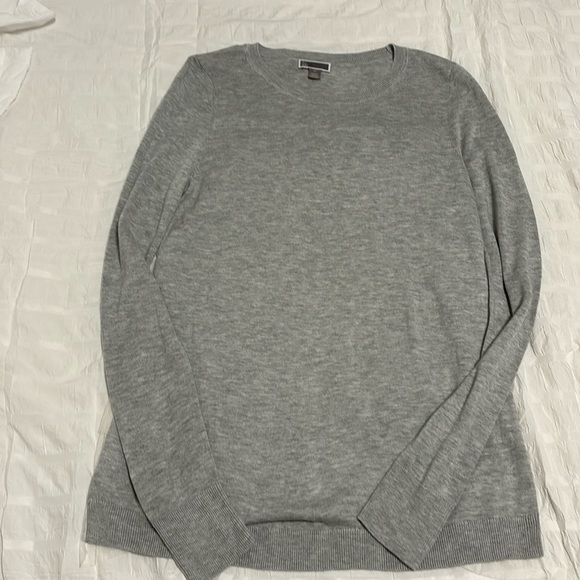 Chelsea28 women’s gray sweater with white lace see through back in size XS - Picture 1 of 6
